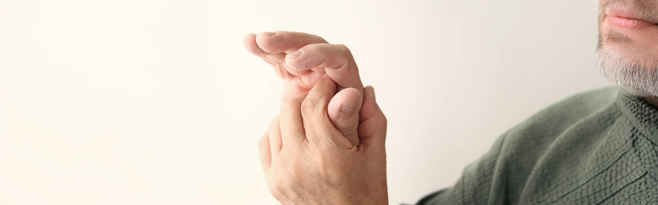 dito a scatto tendini mano infiammazione