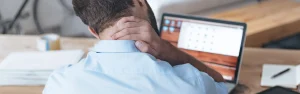 dolore cervicale postura scorretta computer